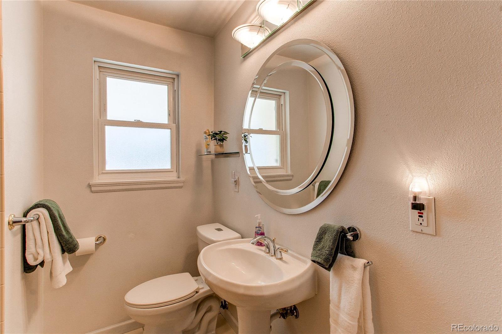MLS Image #19 for 2061 e floyd avenue,englewood, Colorado