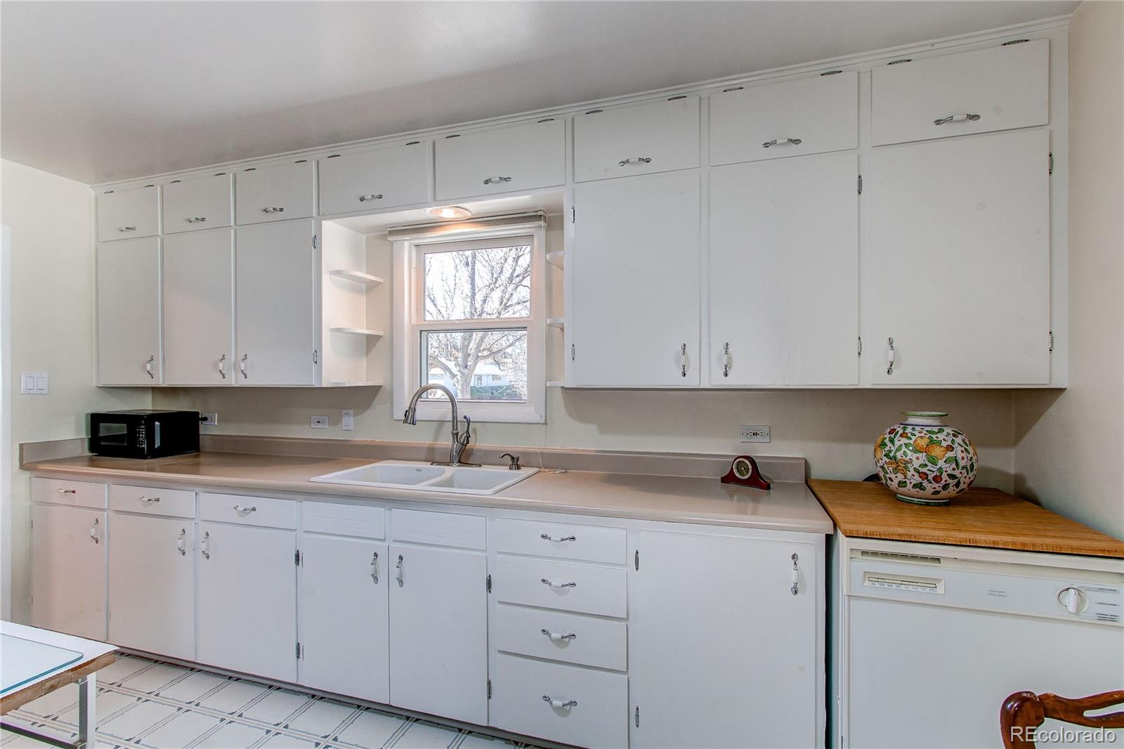 MLS Image #7 for 2061 e floyd avenue,englewood, Colorado