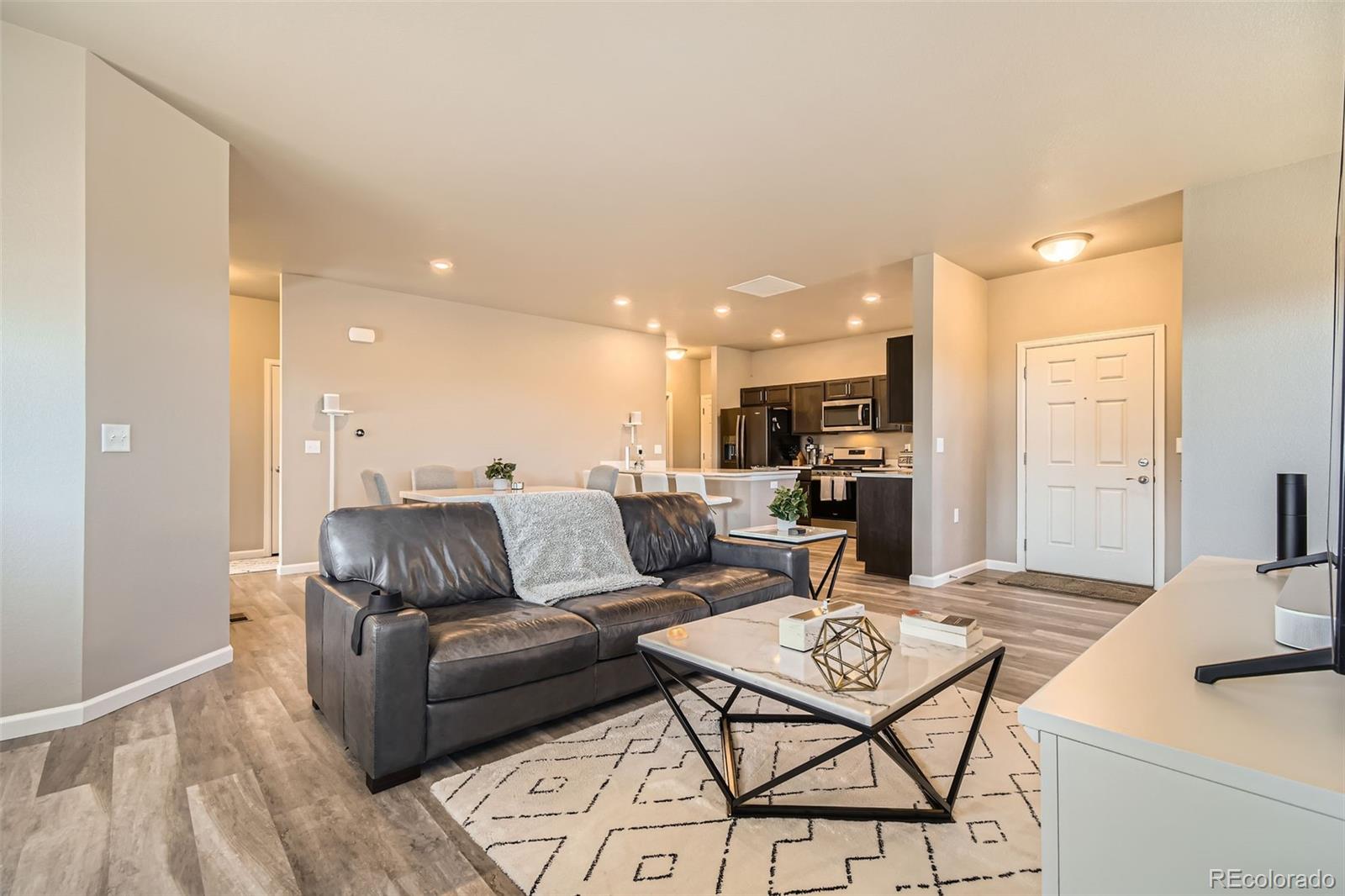 MLS Image #6 for 12708  tamarac street,thornton, Colorado