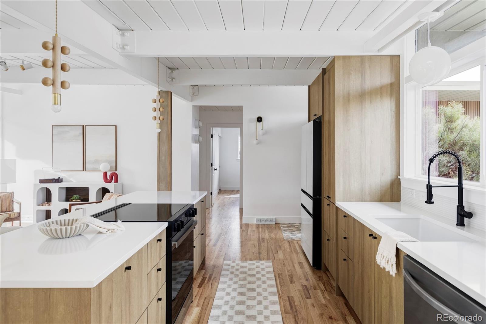 MLS Image #5 for 1459 s filbert way,denver, Colorado