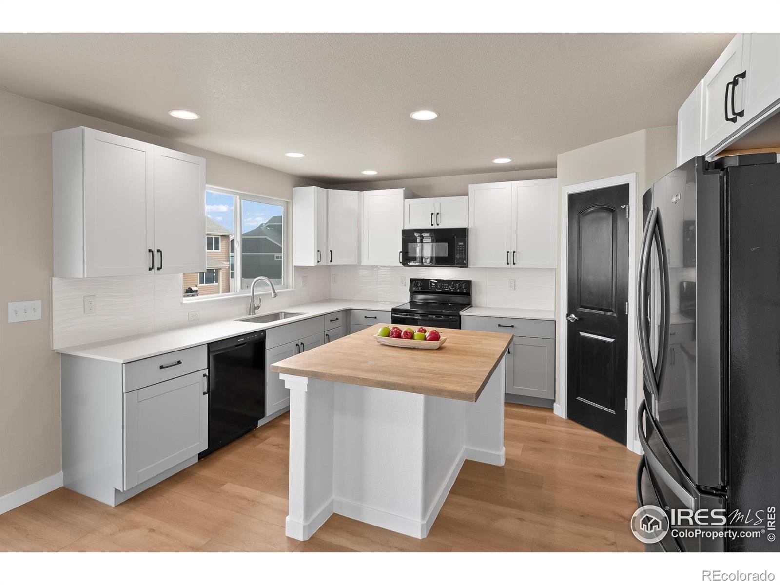 MLS Image #12 for 906  mt shavano avenue,severance, Colorado