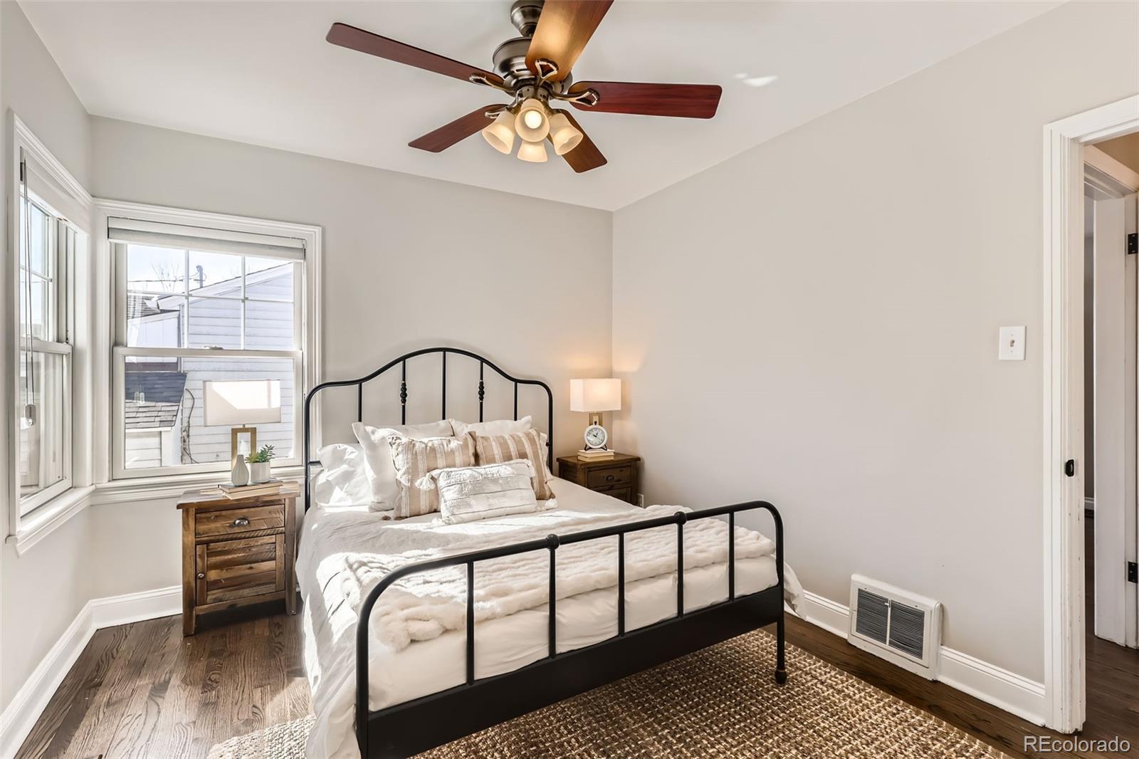 MLS Image #13 for 2370 s ogden street,denver, Colorado
