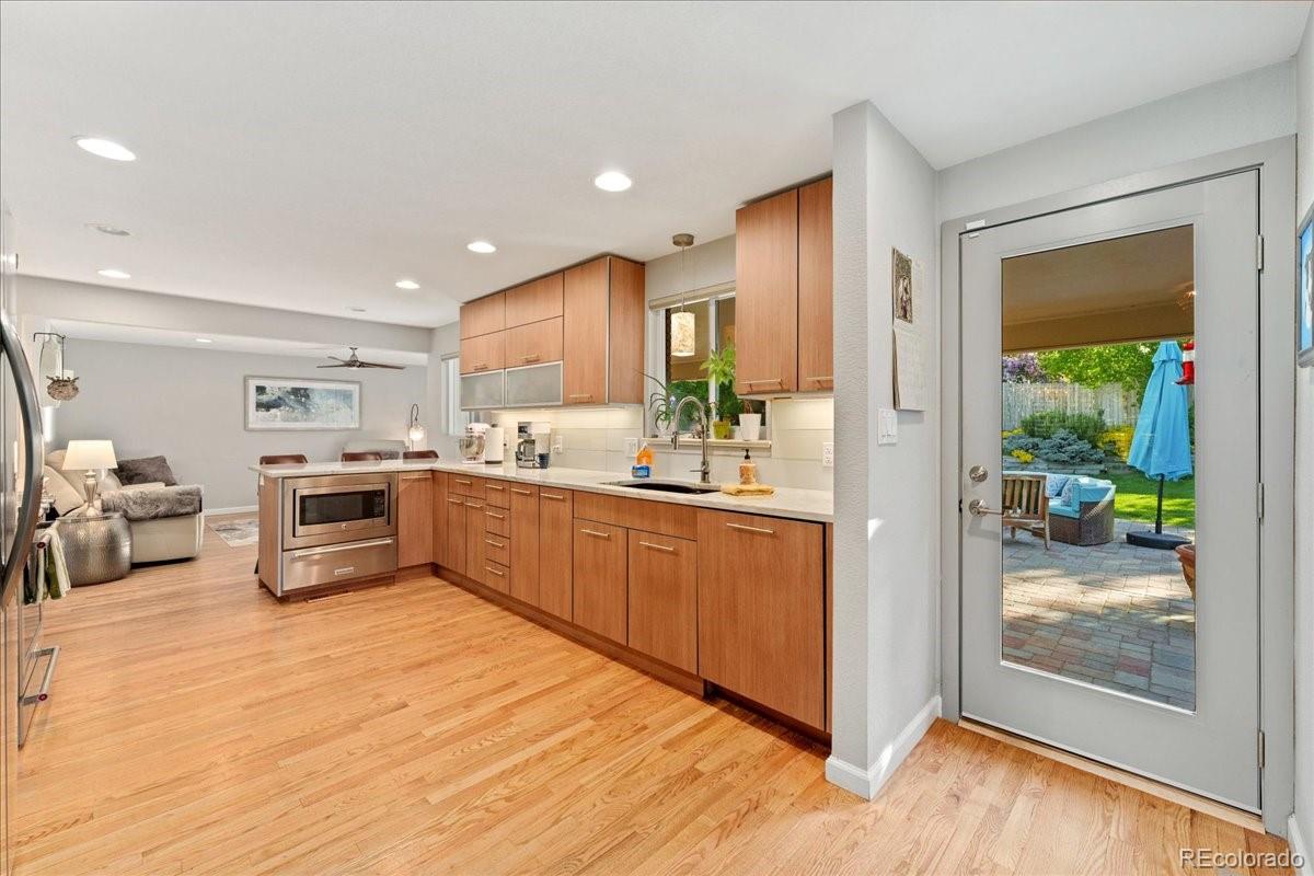 MLS Image #7 for 3807 s jasmine street,denver, Colorado