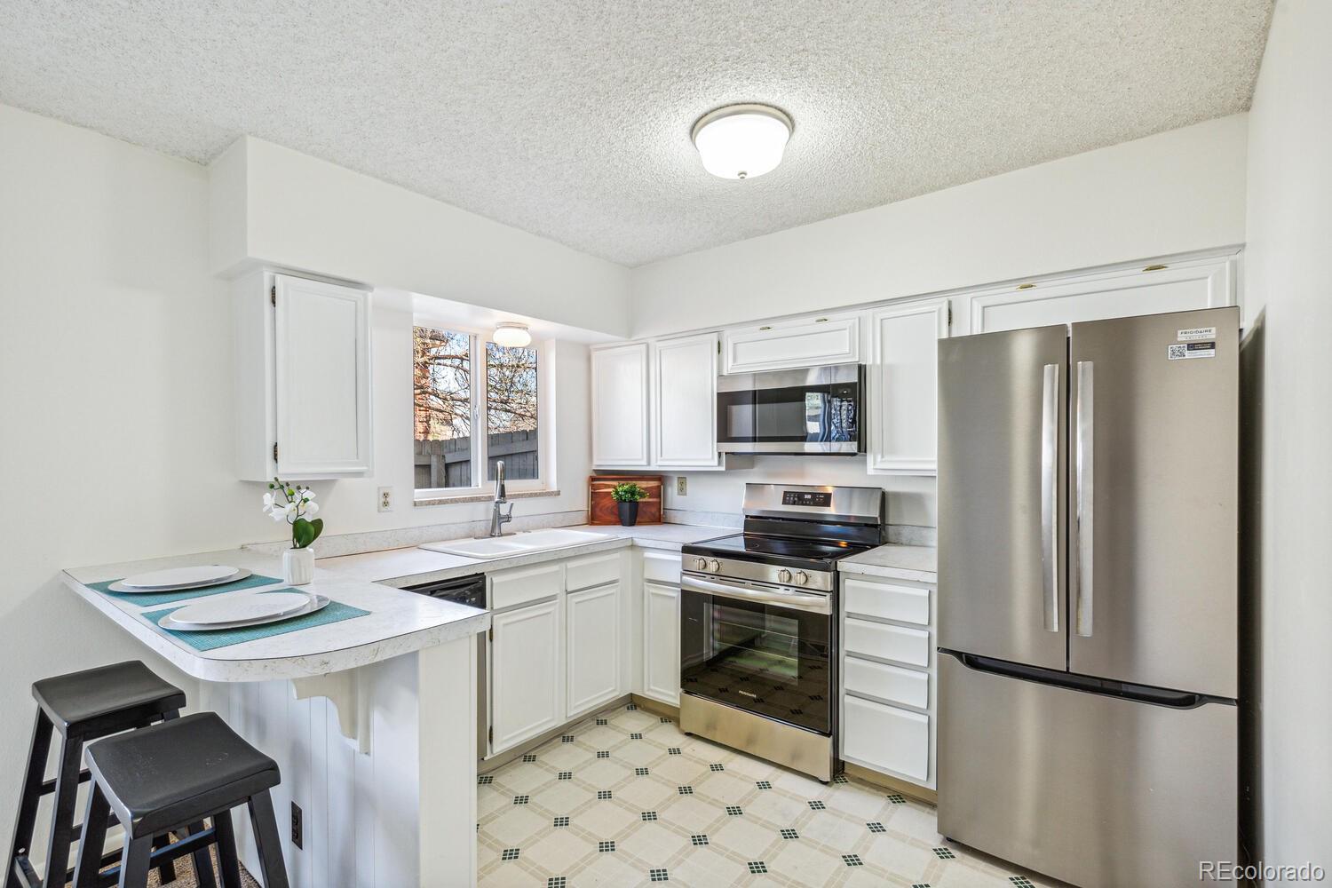 MLS Image #2 for 3685 w union avenue,denver, Colorado