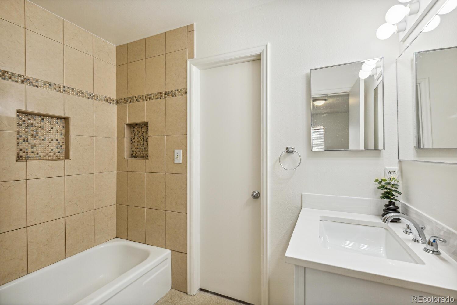 MLS Image #22 for 3685 w union avenue,denver, Colorado