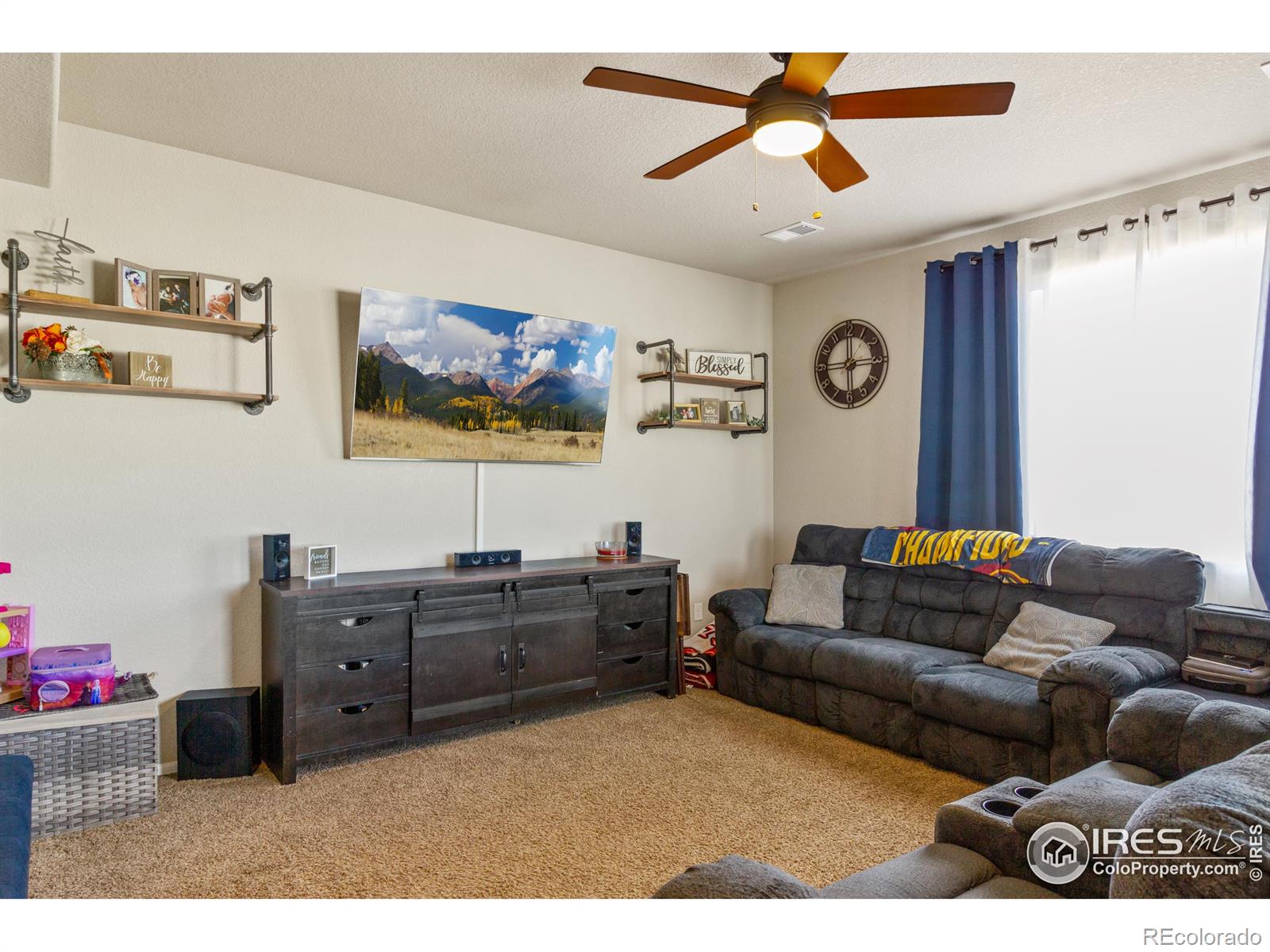 MLS Image #16 for 632  gore range drive,severance, Colorado