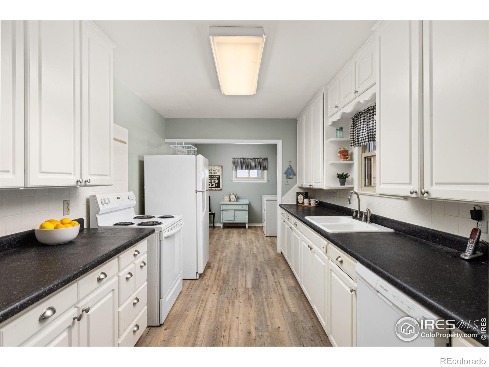 MLS Image #10 for 6  sunset circle,longmont, Colorado