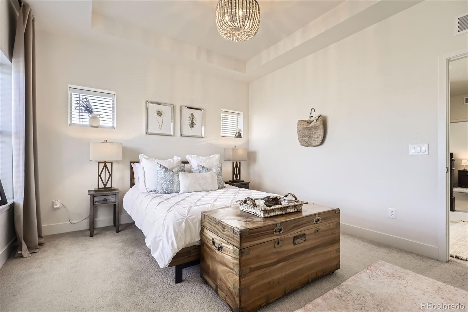 MLS Image #14 for 2572  iola street,aurora, Colorado