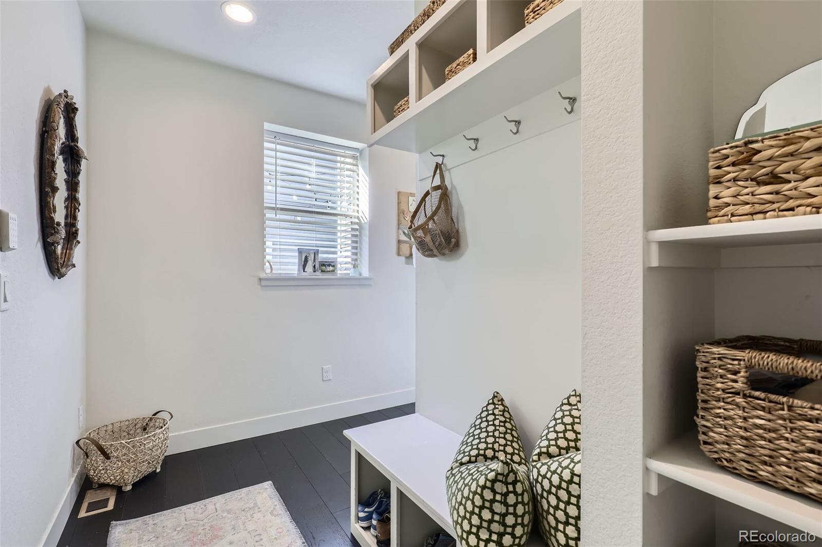 MLS Image #28 for 2572  iola street,aurora, Colorado