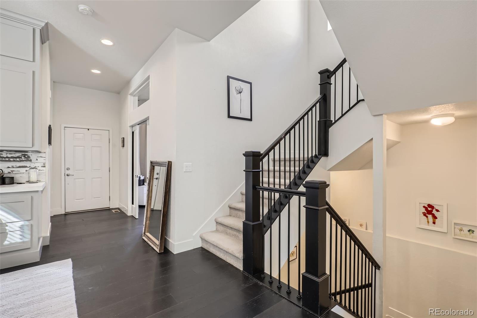 MLS Image #7 for 2572  iola street,aurora, Colorado