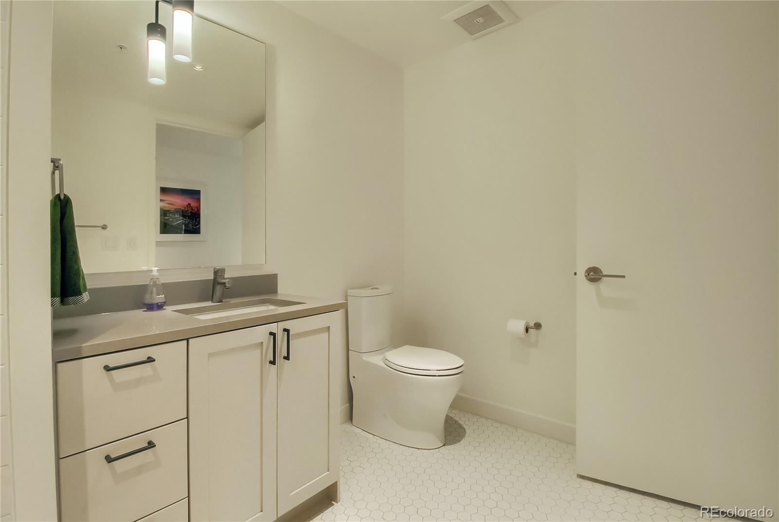 MLS Image #30 for 1750  wewatta street,denver, Colorado