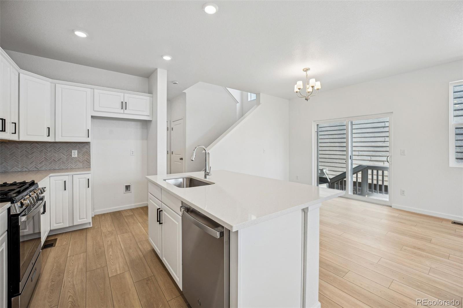 MLS Image #10 for 3325 n coolidge way,aurora, Colorado