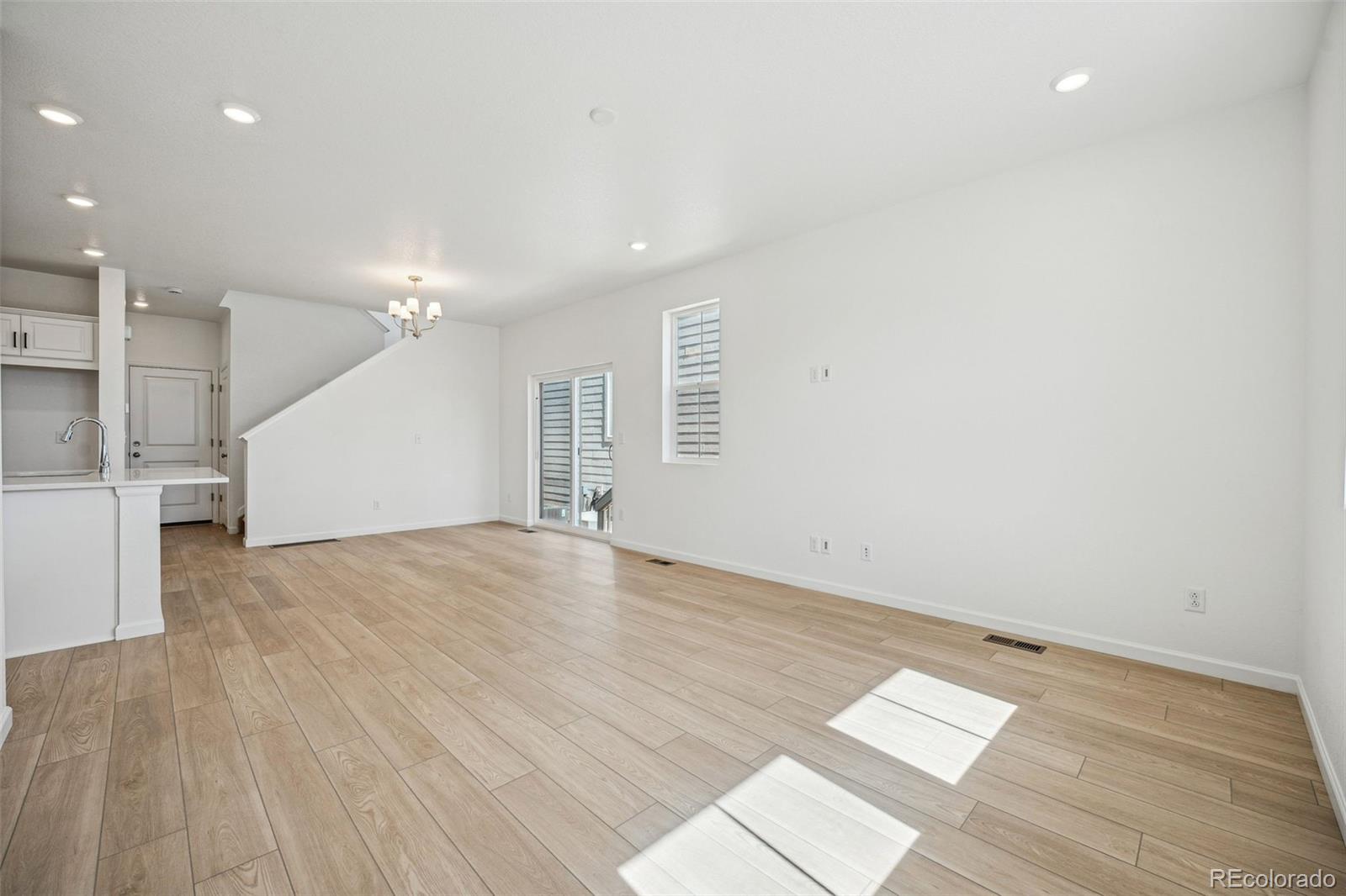 MLS Image #5 for 3325 n coolidge way,aurora, Colorado