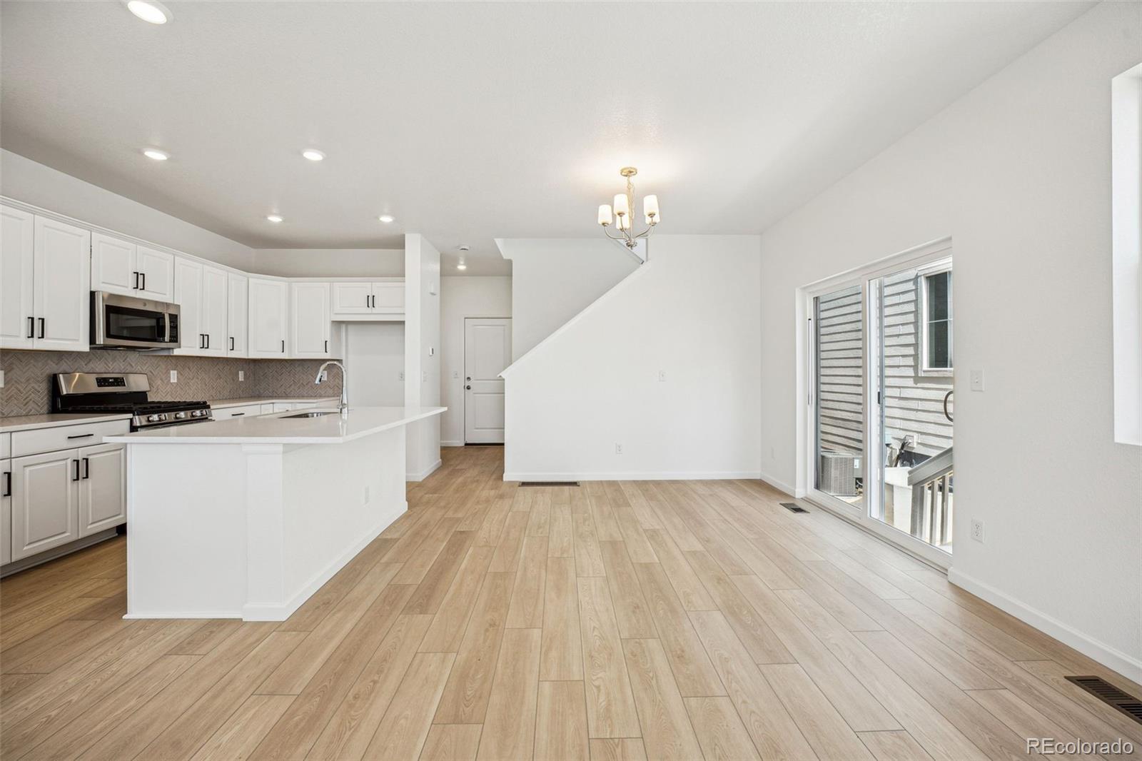 MLS Image #6 for 3325 n coolidge way,aurora, Colorado