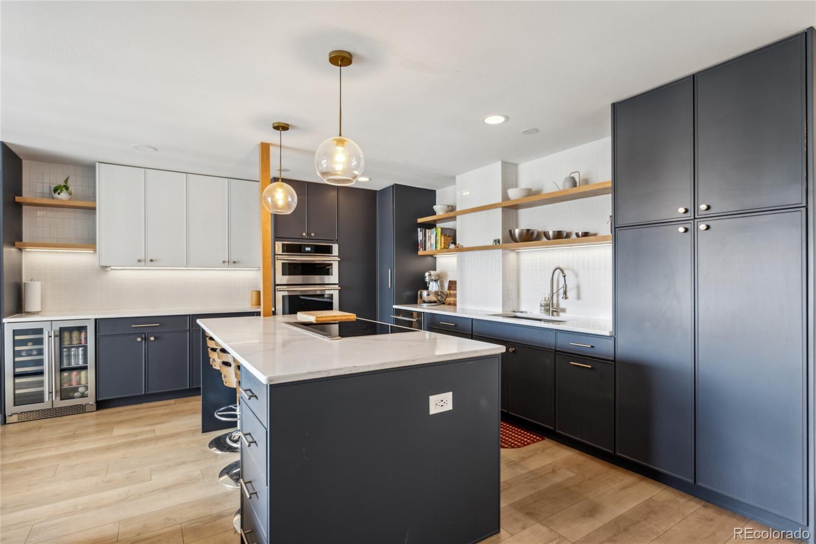 MLS Image #9 for 480 s marion parkway 1002,denver, Colorado