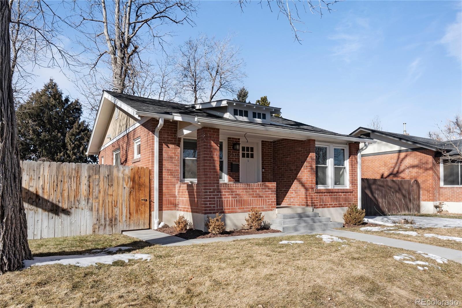 MLS Image #2 for 2337 s lincoln street,denver, Colorado