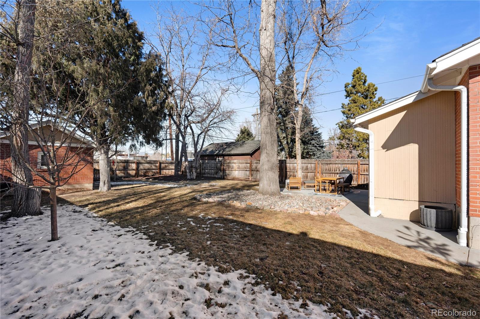 MLS Image #41 for 2337 s lincoln street,denver, Colorado