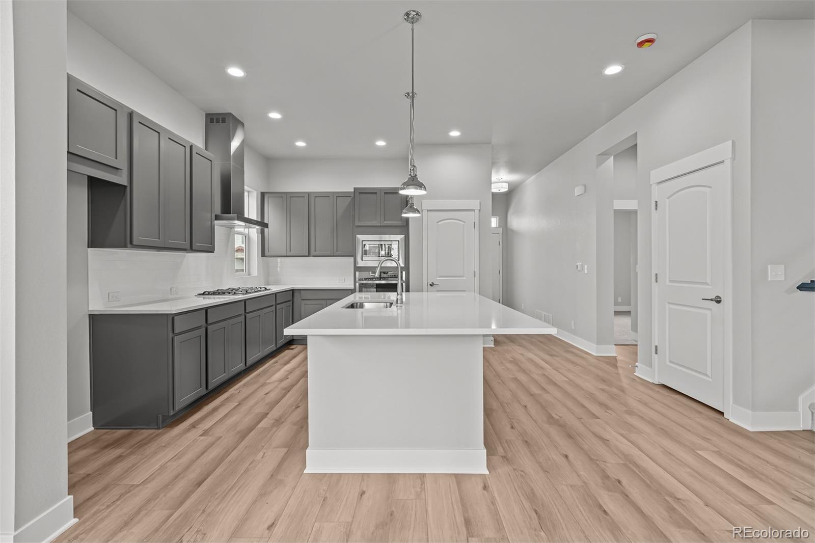 MLS Image #14 for 21204 e 63rd drive,aurora, Colorado