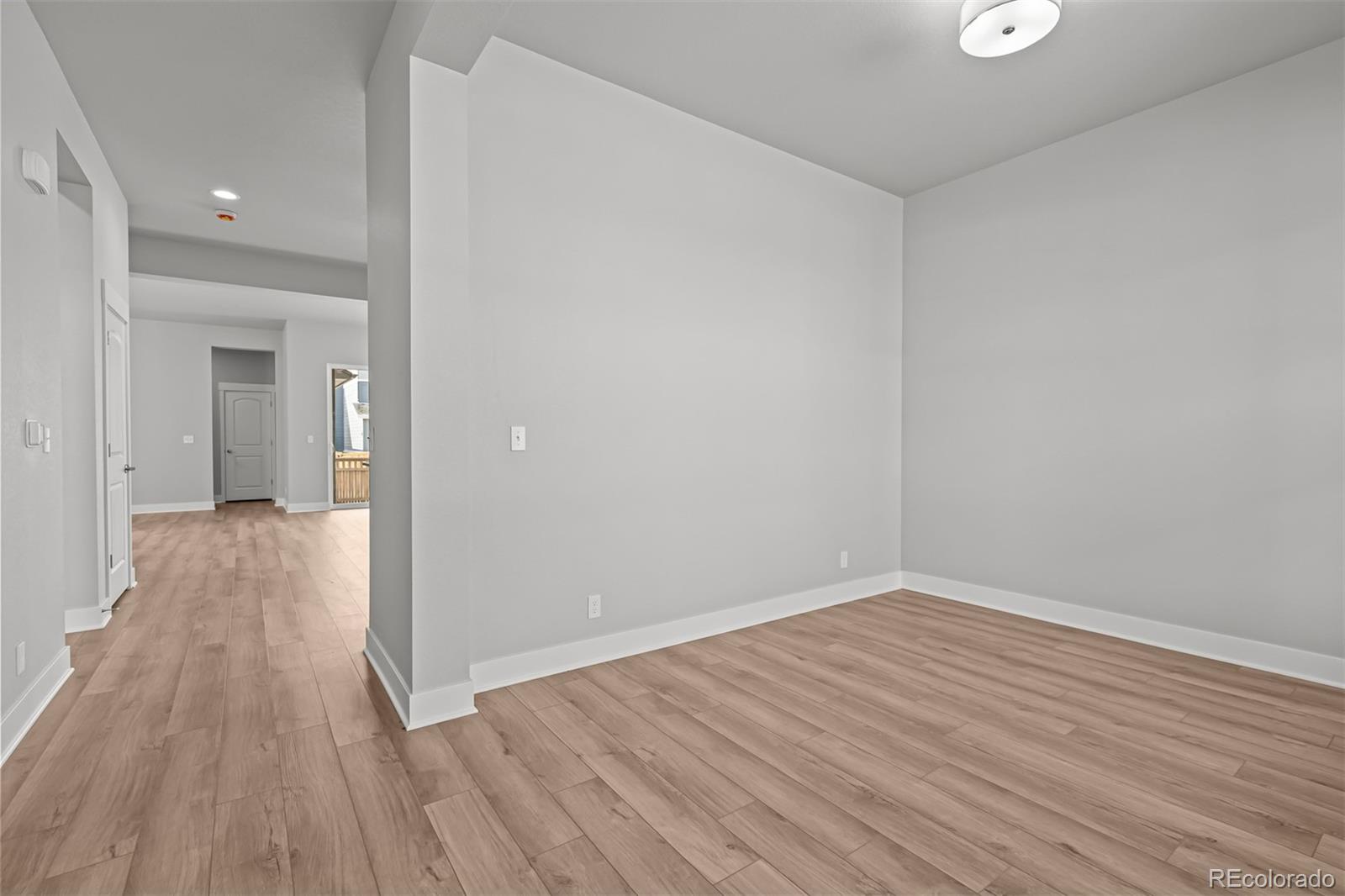 MLS Image #6 for 21204 e 63rd drive,aurora, Colorado