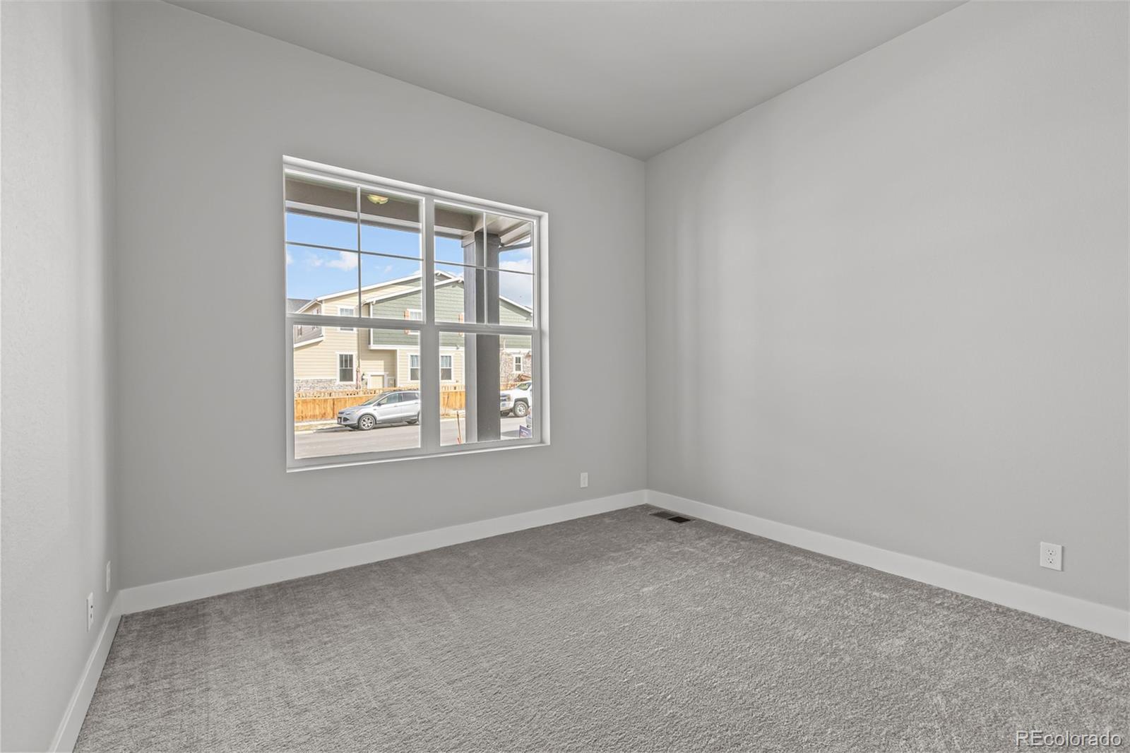 MLS Image #7 for 21204 e 63rd drive,aurora, Colorado