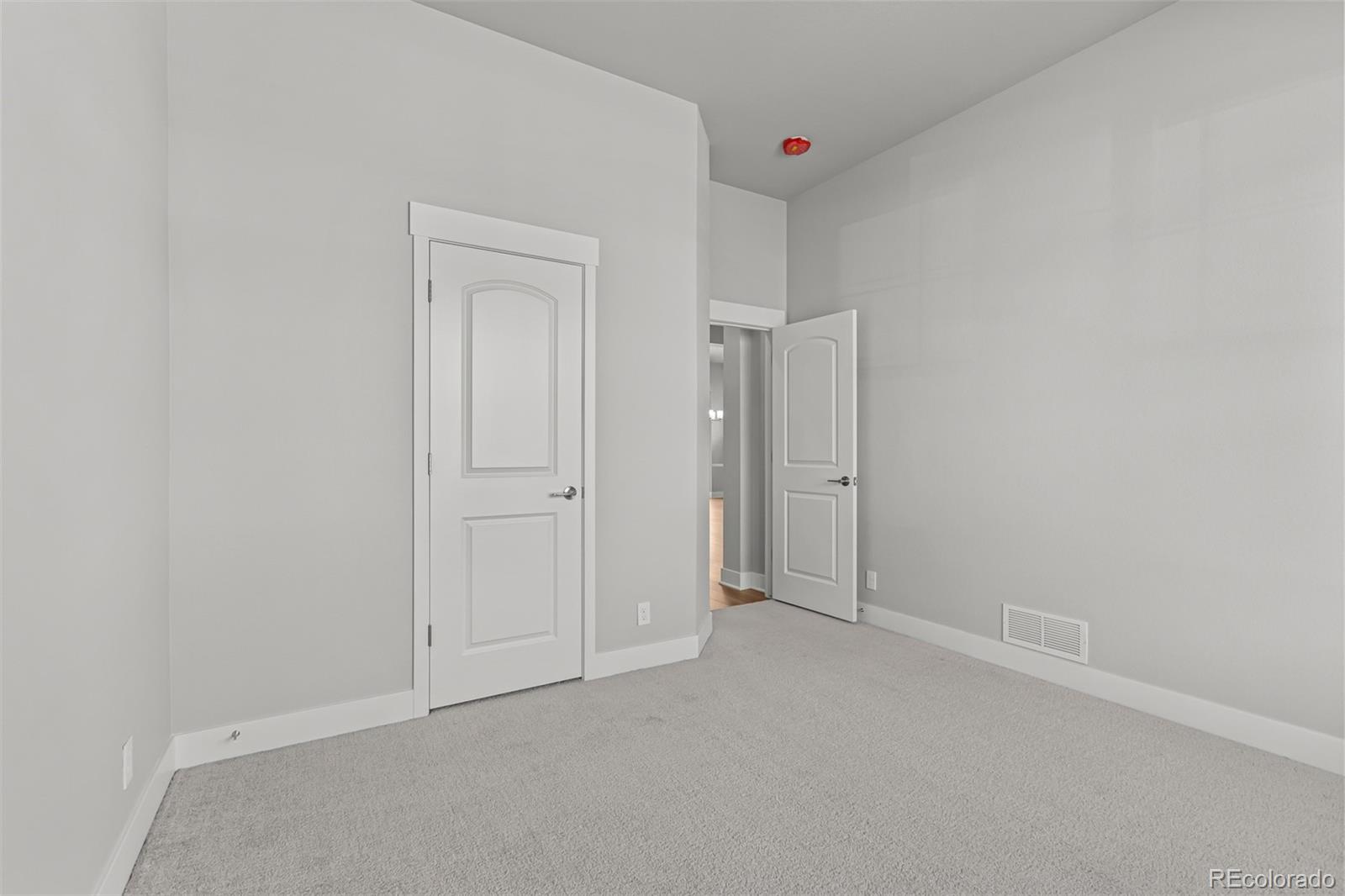 MLS Image #8 for 21204 e 63rd drive,aurora, Colorado