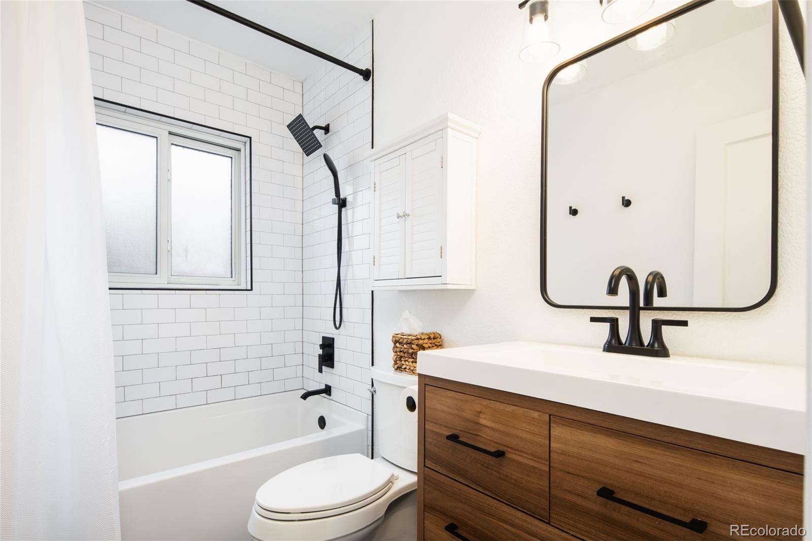 MLS Image #15 for 960  grape street,denver, Colorado