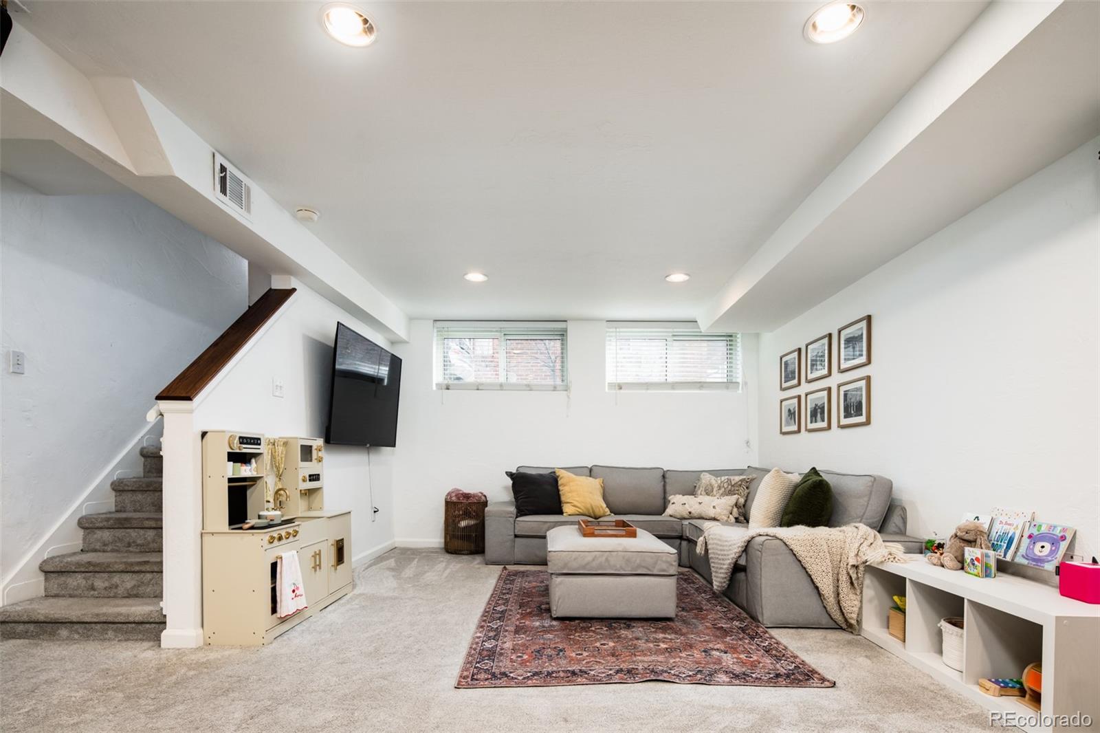 MLS Image #18 for 960  grape street,denver, Colorado