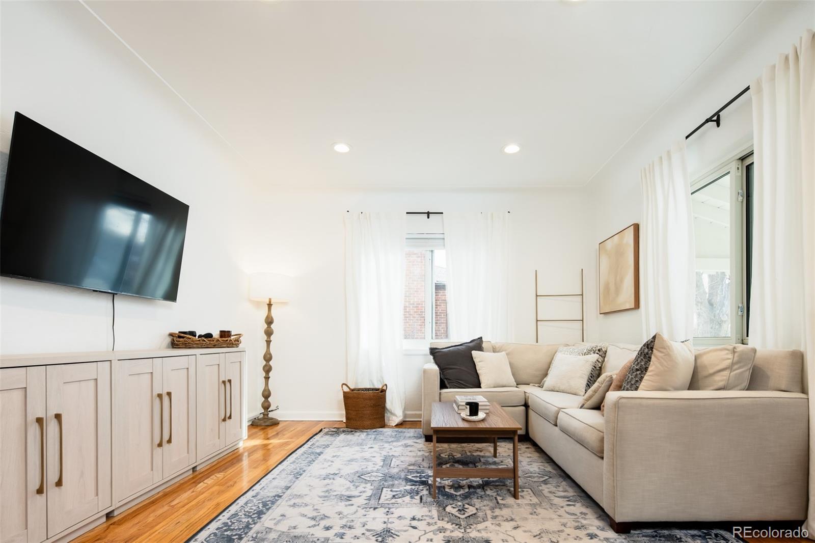 MLS Image #4 for 960  grape street,denver, Colorado