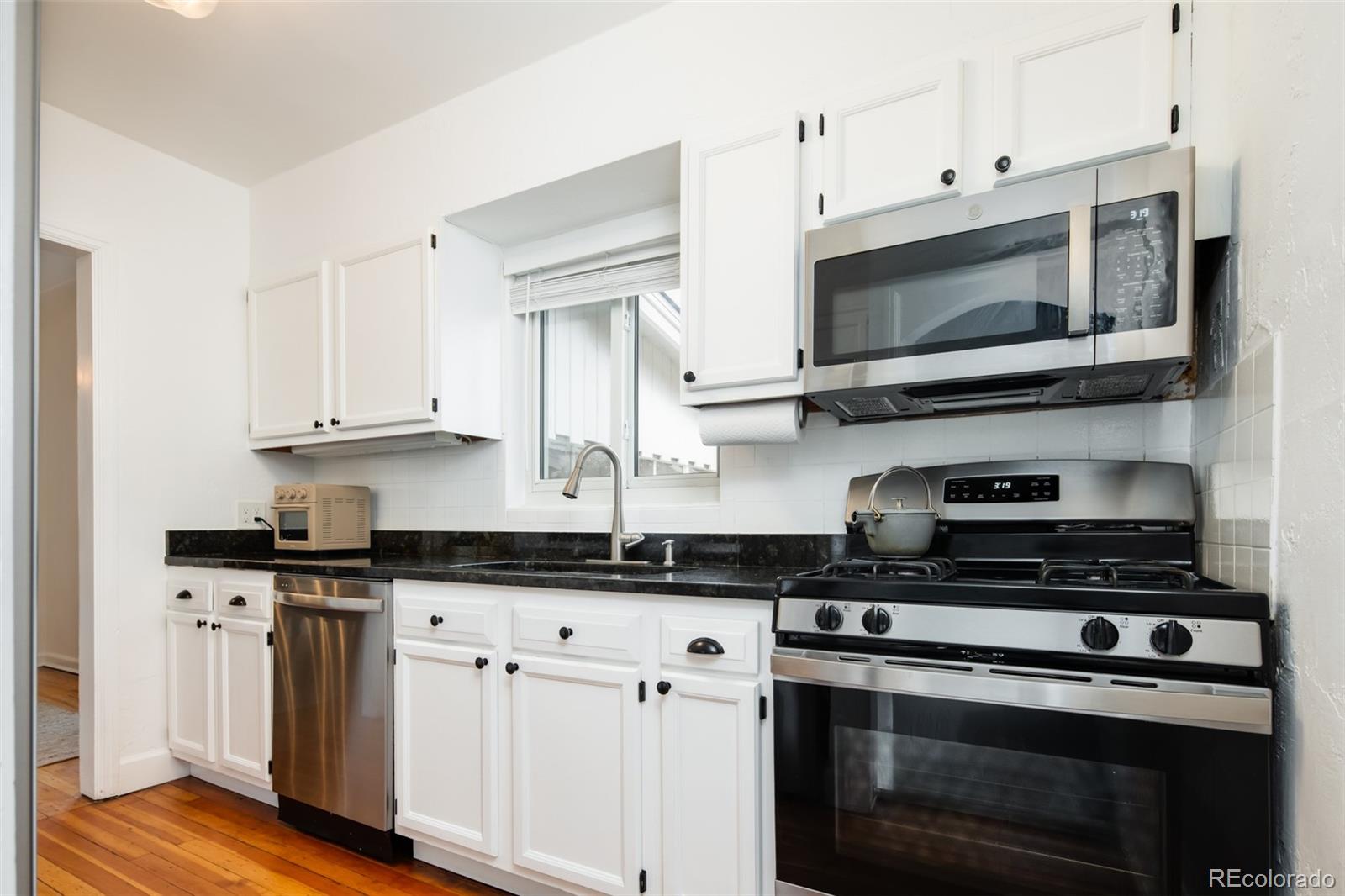MLS Image #8 for 960  grape street,denver, Colorado