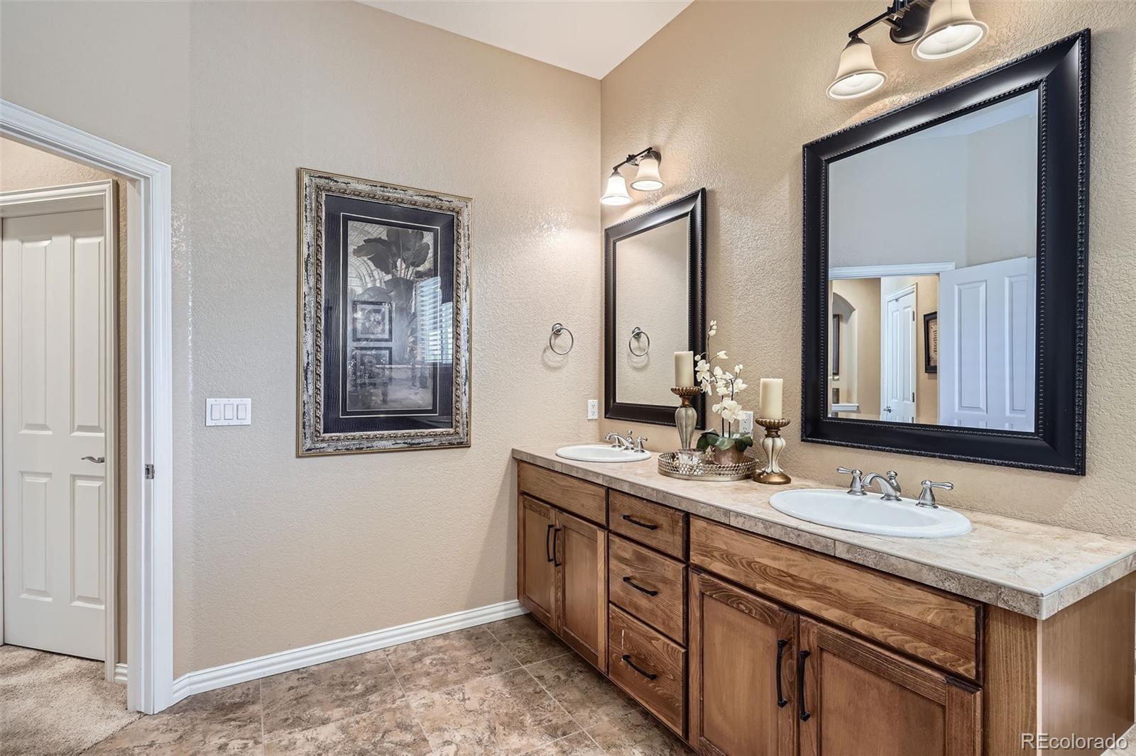 MLS Image #17 for 23960 e easter place,aurora, Colorado