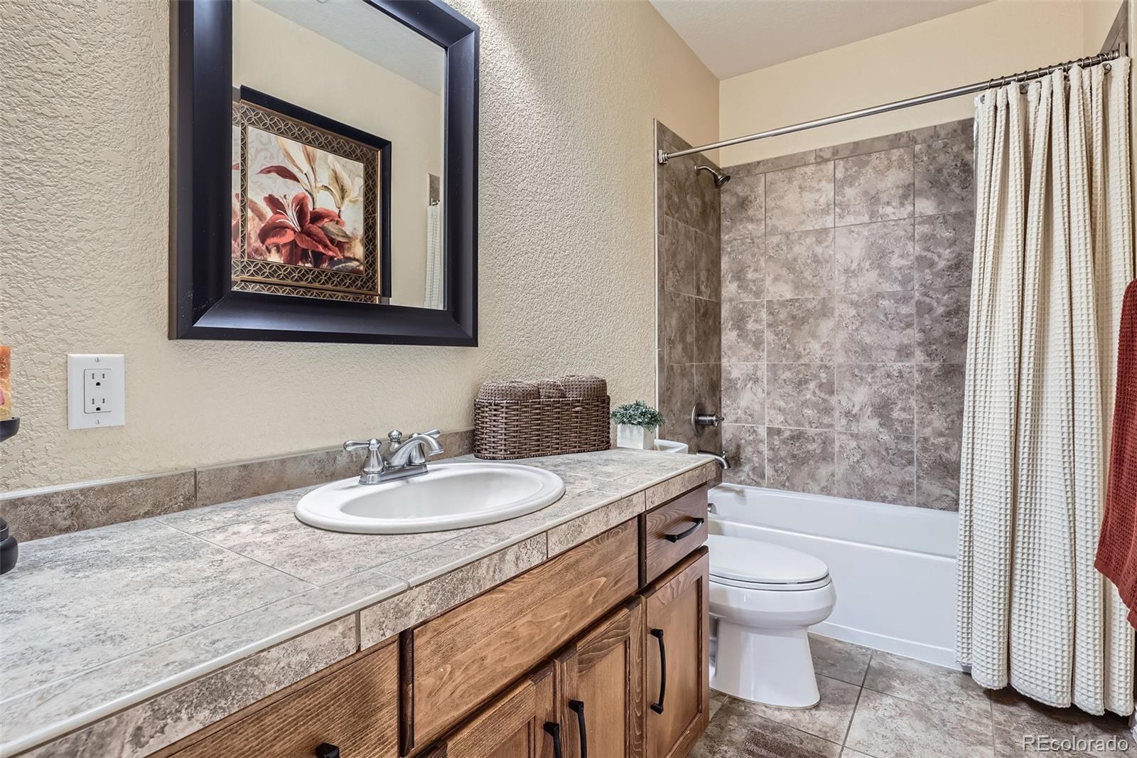 MLS Image #22 for 23960 e easter place,aurora, Colorado