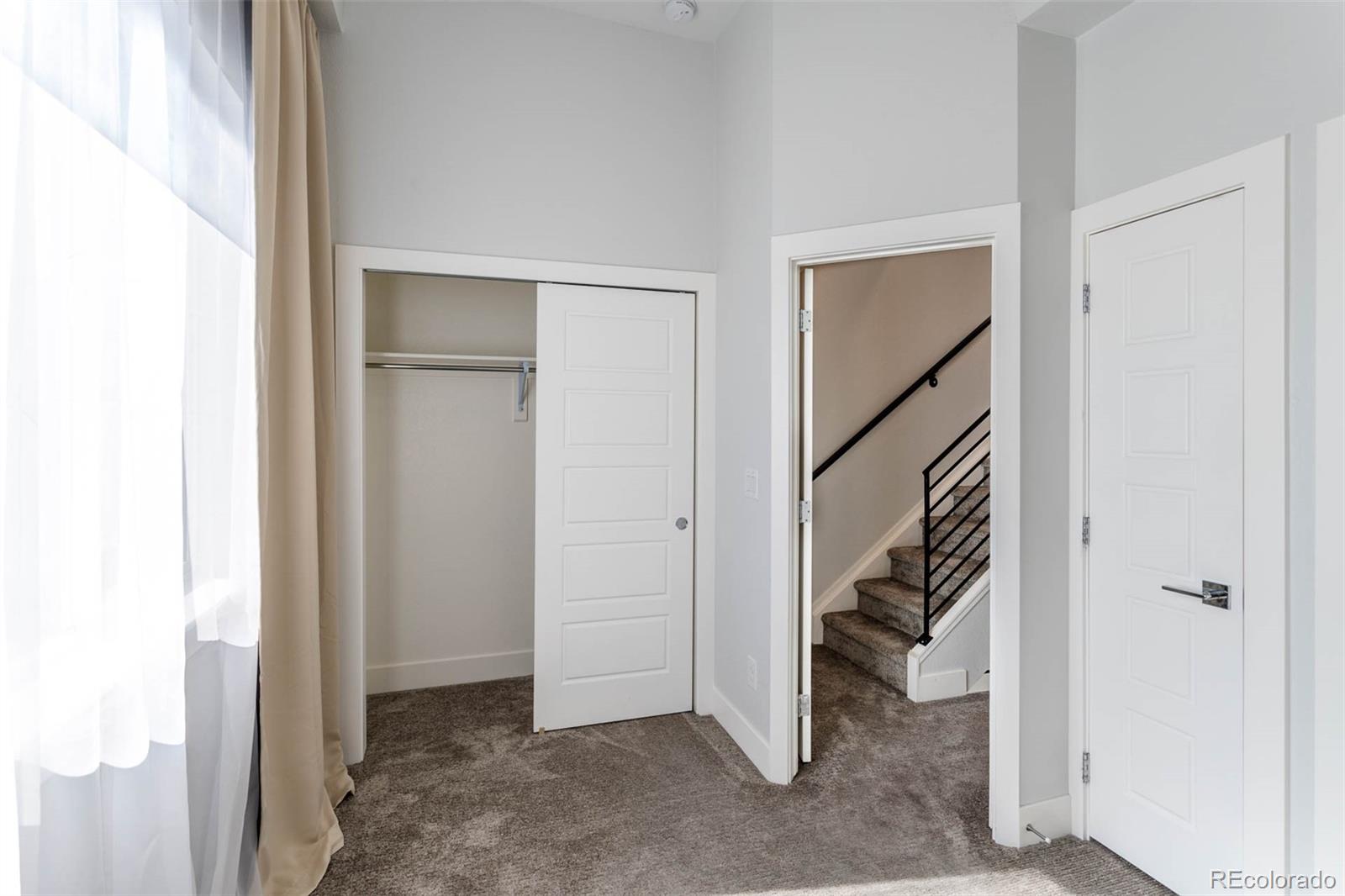 MLS Image #11 for 2350  tremont place,denver, Colorado