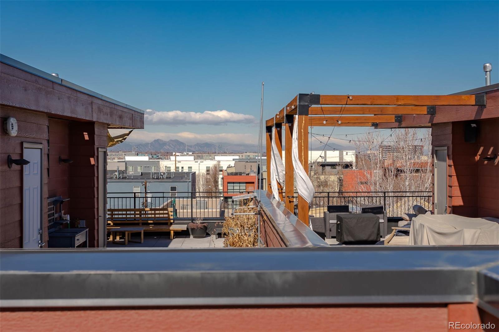 MLS Image #22 for 2350  tremont place,denver, Colorado