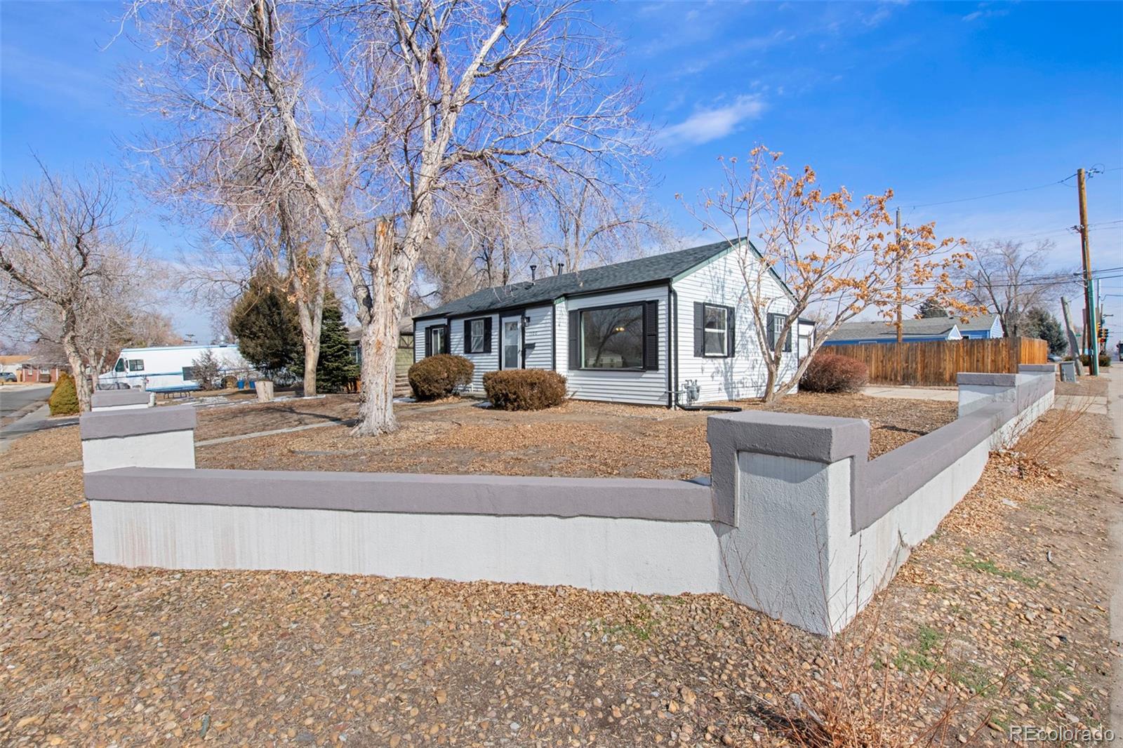 MLS Image #3 for 1100  hillside street,aurora, Colorado