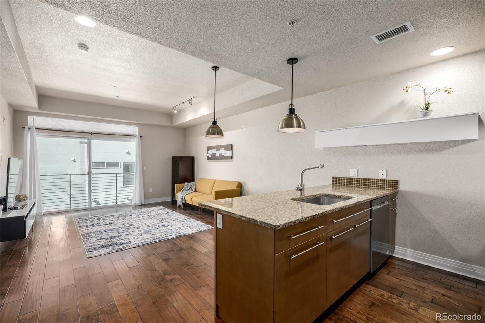 MLS Image #13 for 2650  front view ,denver, Colorado