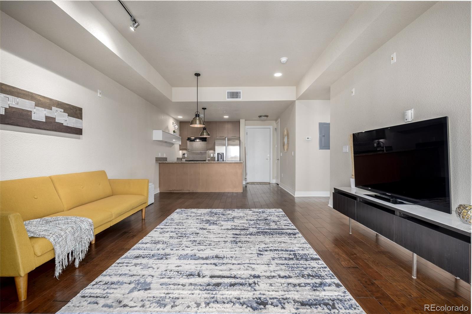 MLS Image #7 for 2650  front view ,denver, Colorado