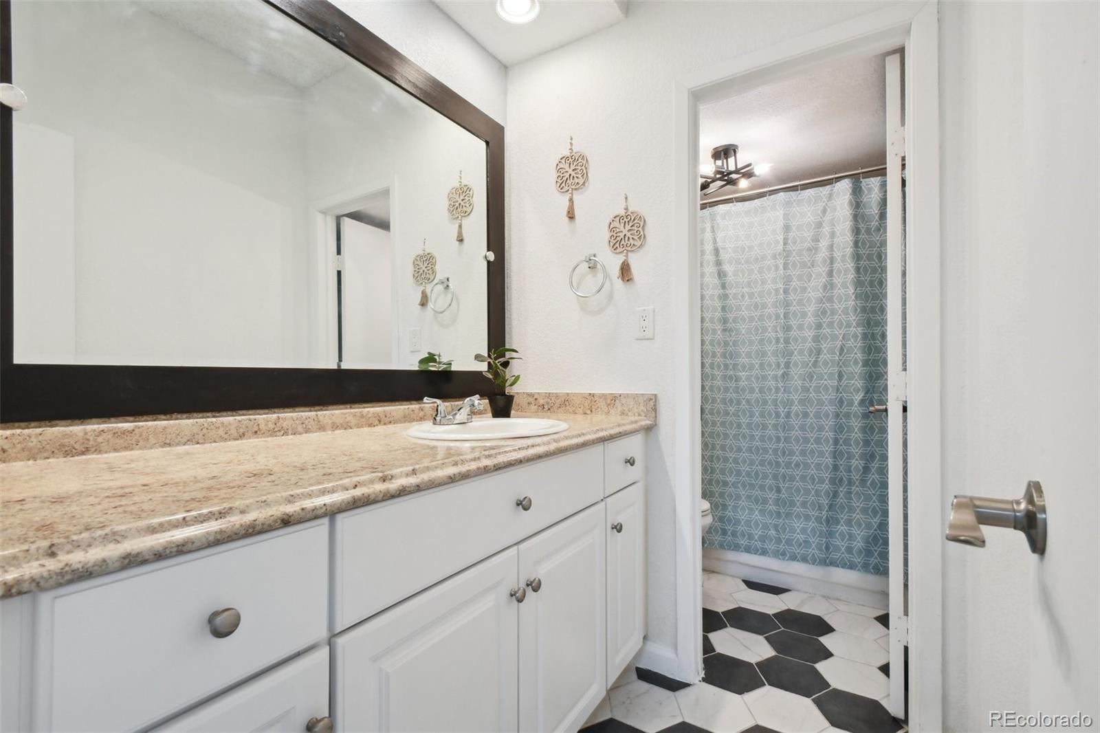 MLS Image #13 for 364 s ironton street,aurora, Colorado