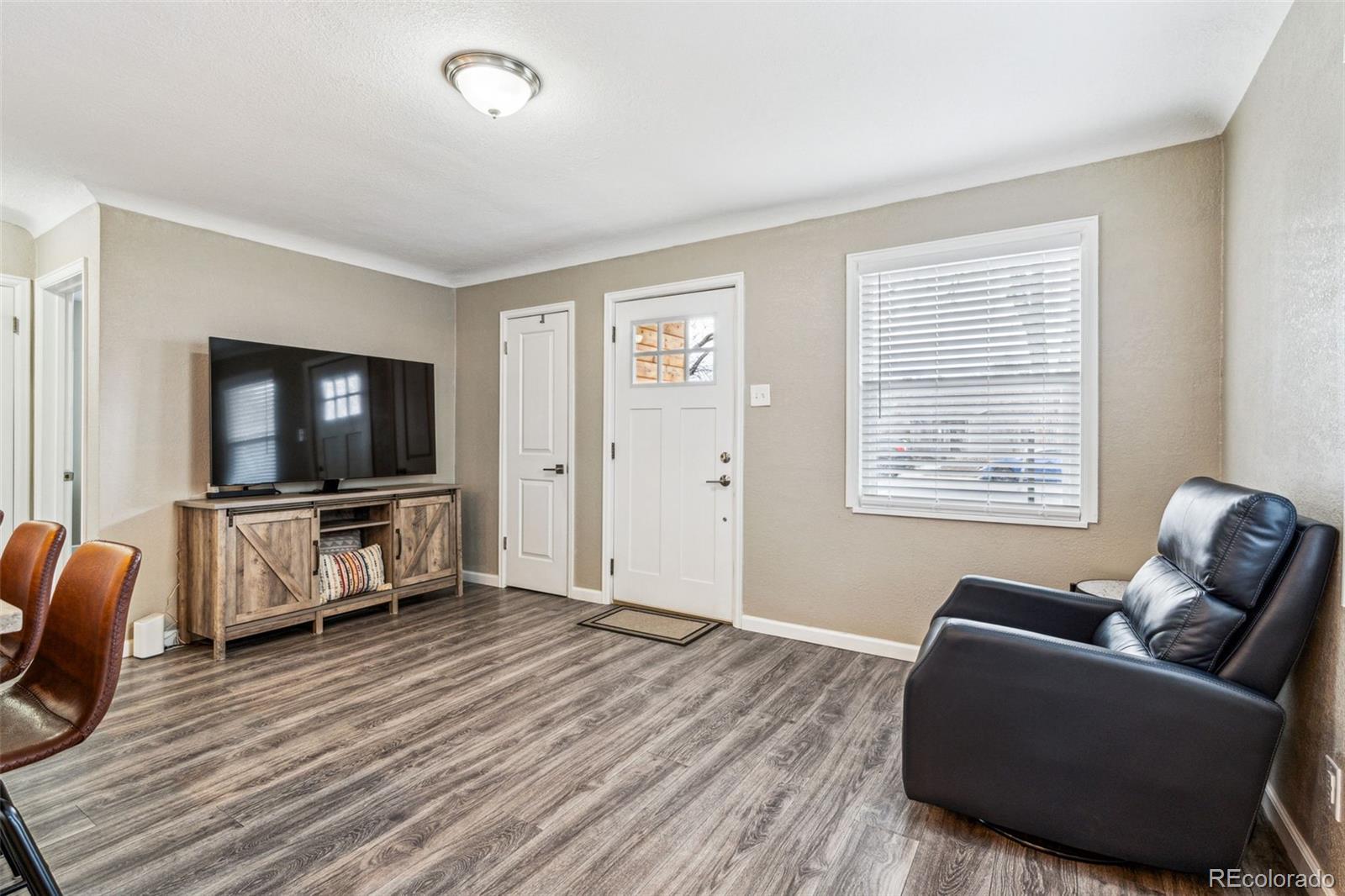 MLS Image #4 for 2332  hanover street,aurora, Colorado