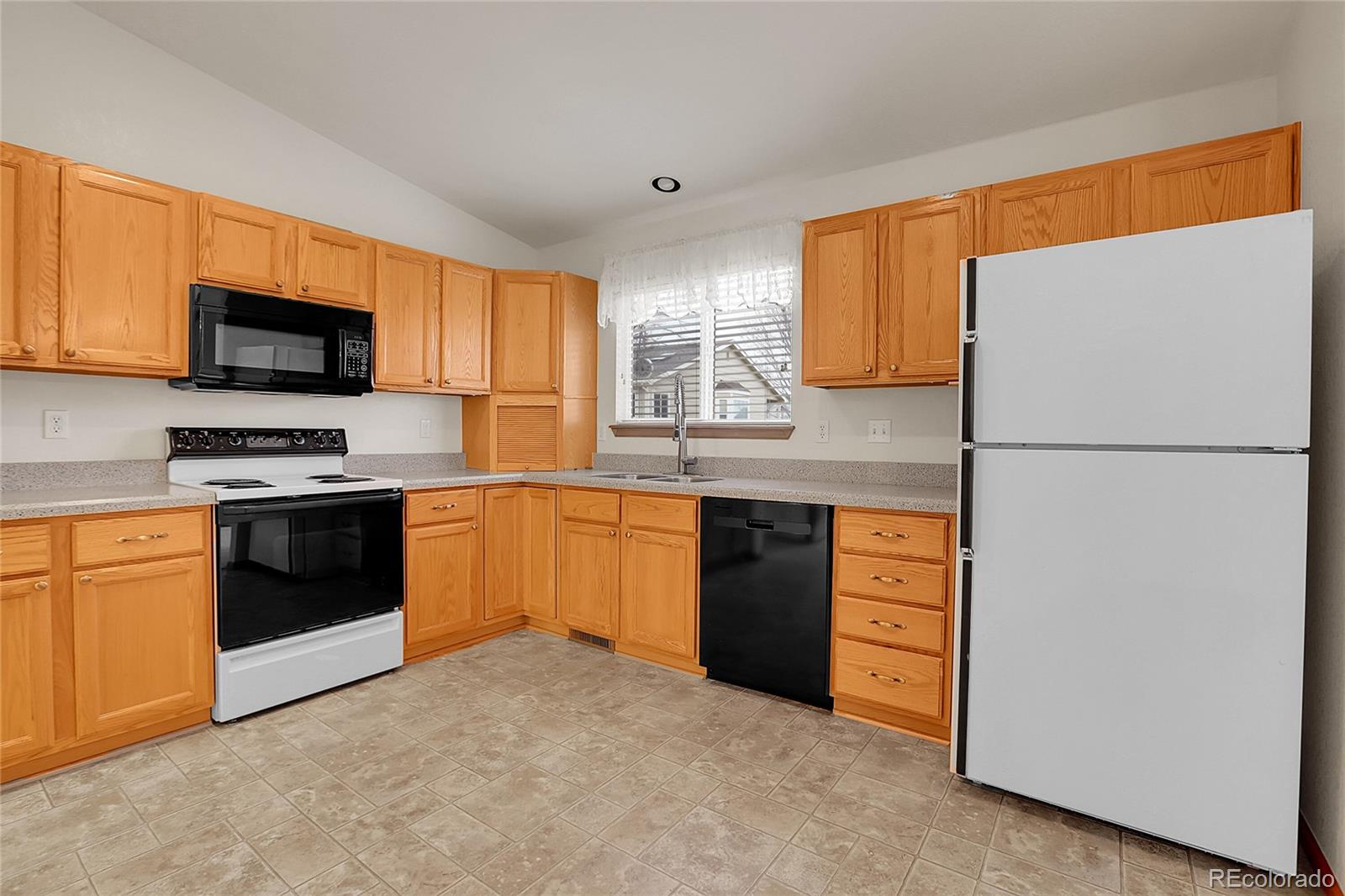 MLS Image #18 for 9693 w euclid drive,littleton, Colorado