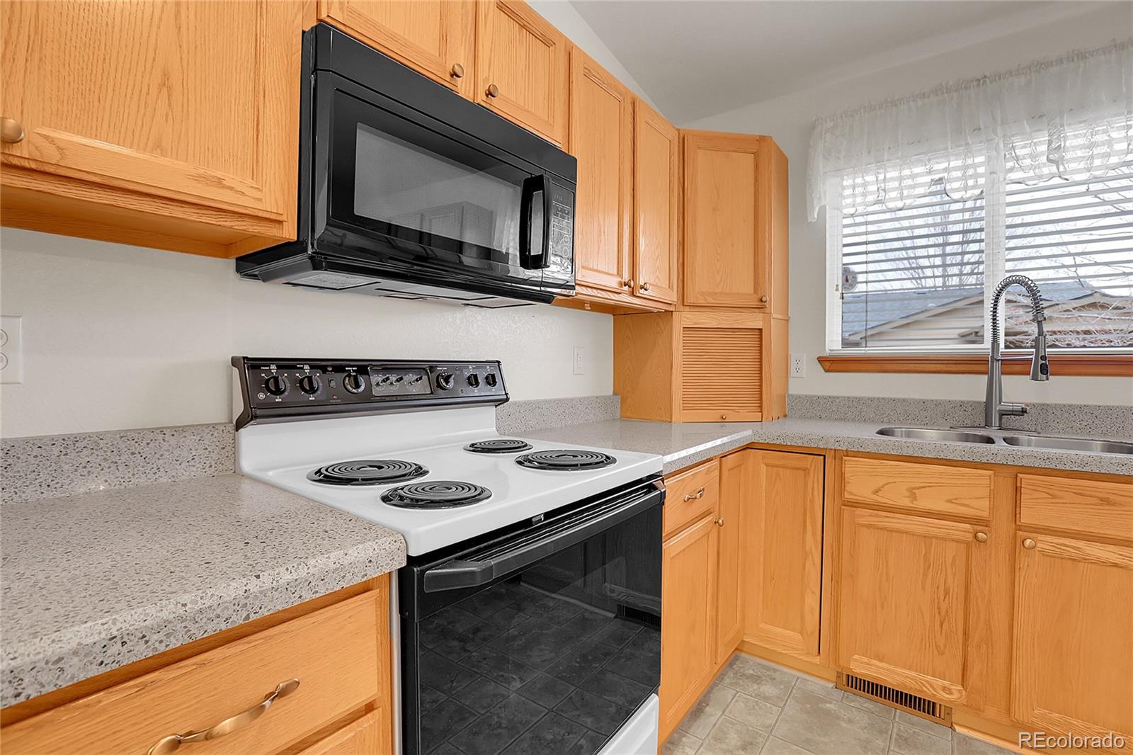 MLS Image #20 for 9693 w euclid drive,littleton, Colorado
