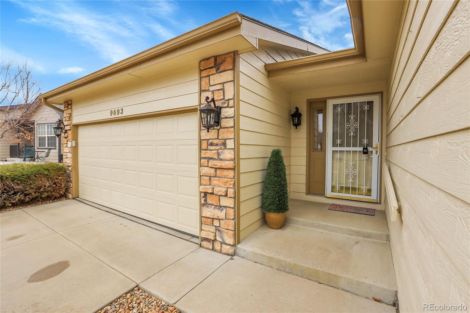 MLS Image #3 for 9693 w euclid drive,littleton, Colorado