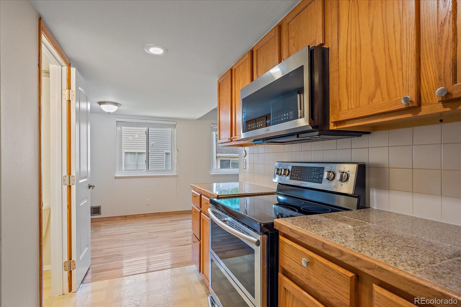 MLS Image #15 for 9255 e lehigh avenue,denver, Colorado