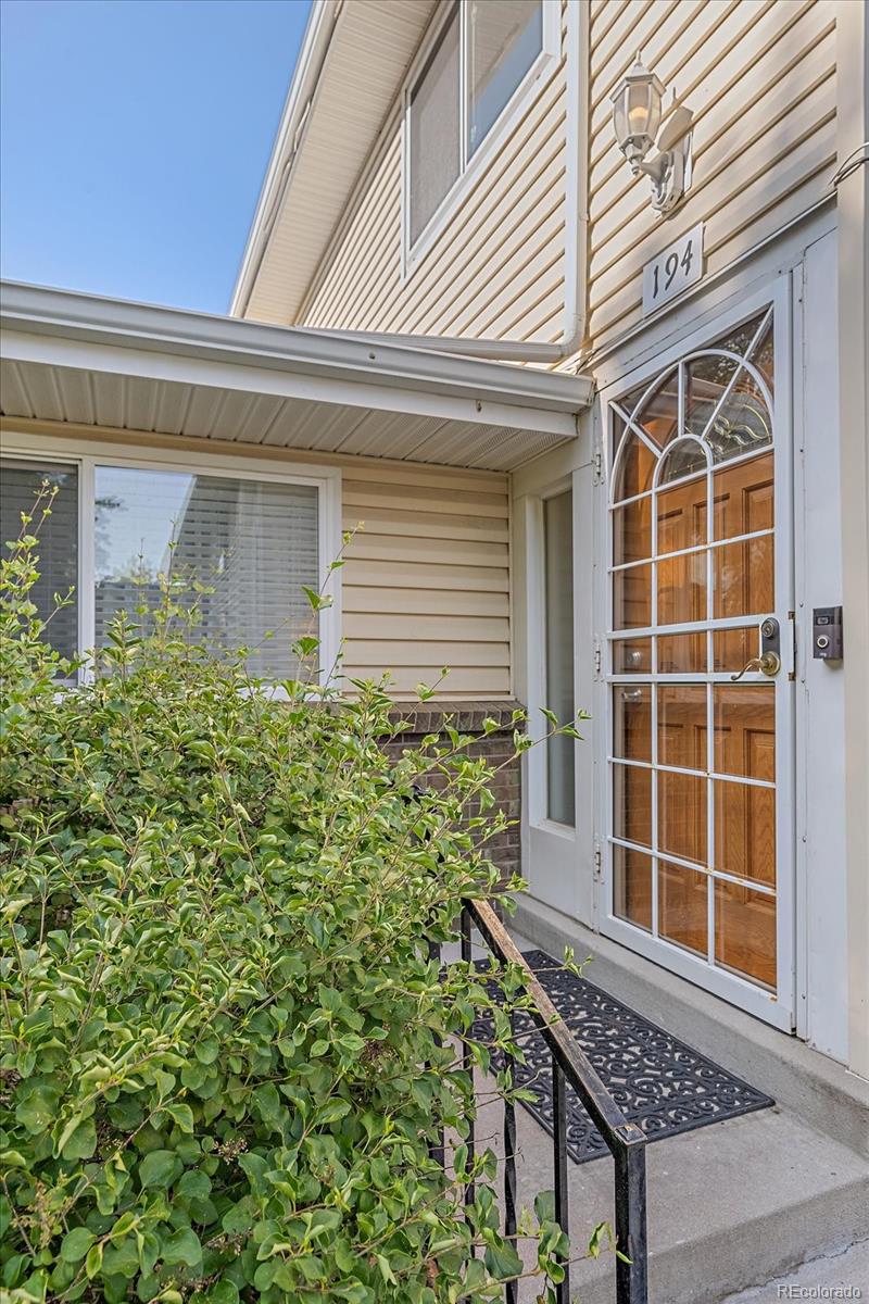 MLS Image #2 for 9255 e lehigh avenue,denver, Colorado