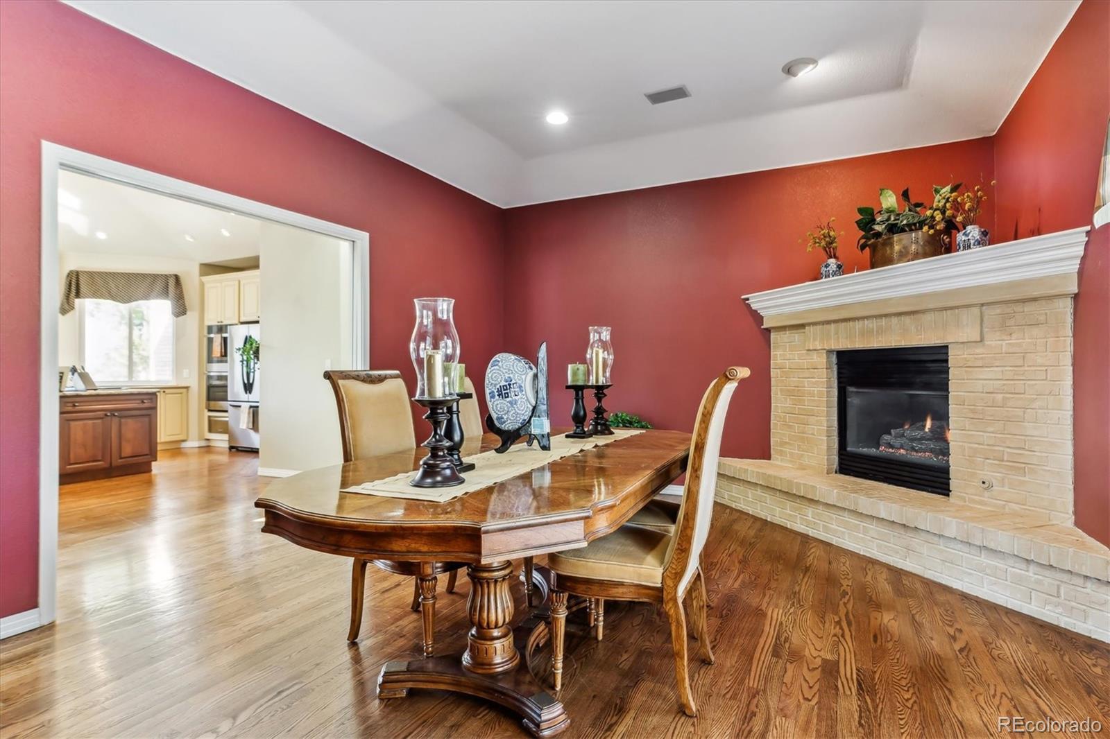 MLS Image #17 for 3860 s elkhart street,aurora, Colorado