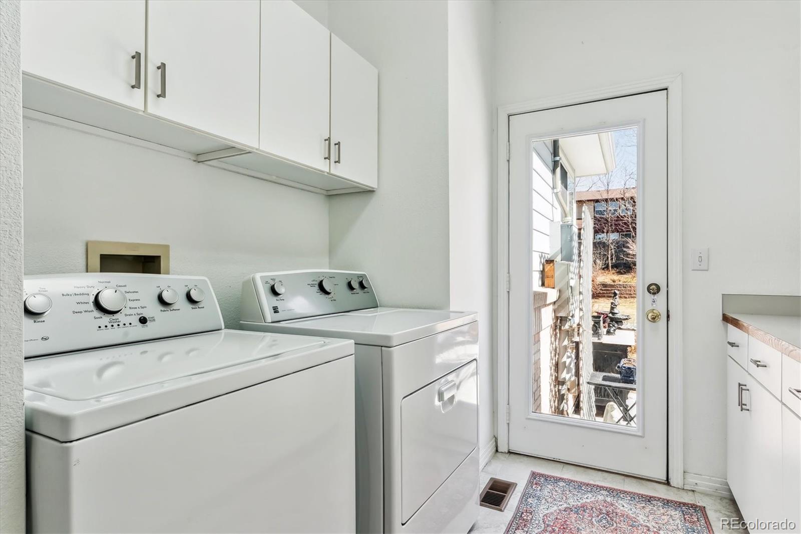 MLS Image #26 for 3860 s elkhart street,aurora, Colorado