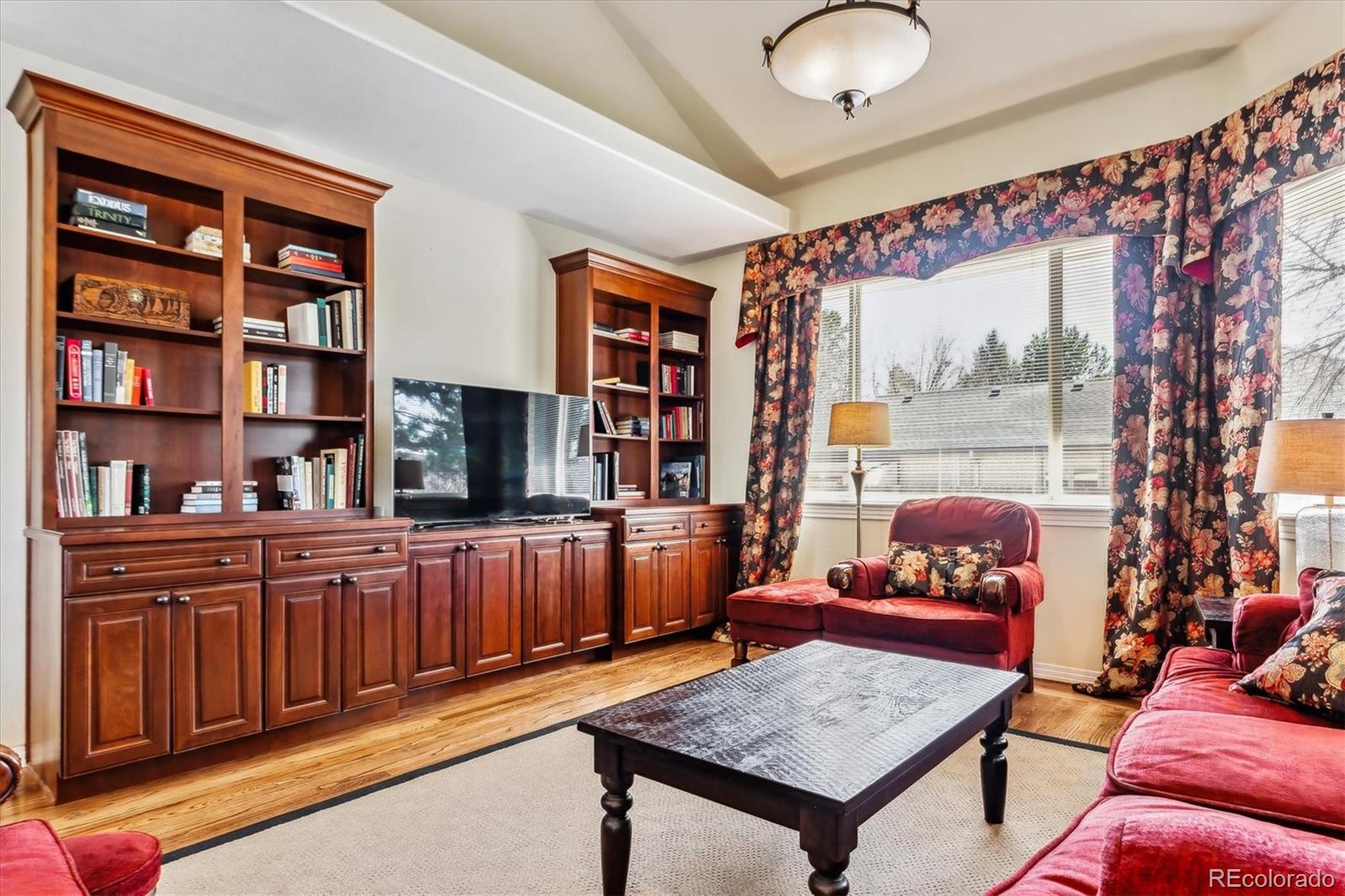 MLS Image #8 for 3860 s elkhart street,aurora, Colorado
