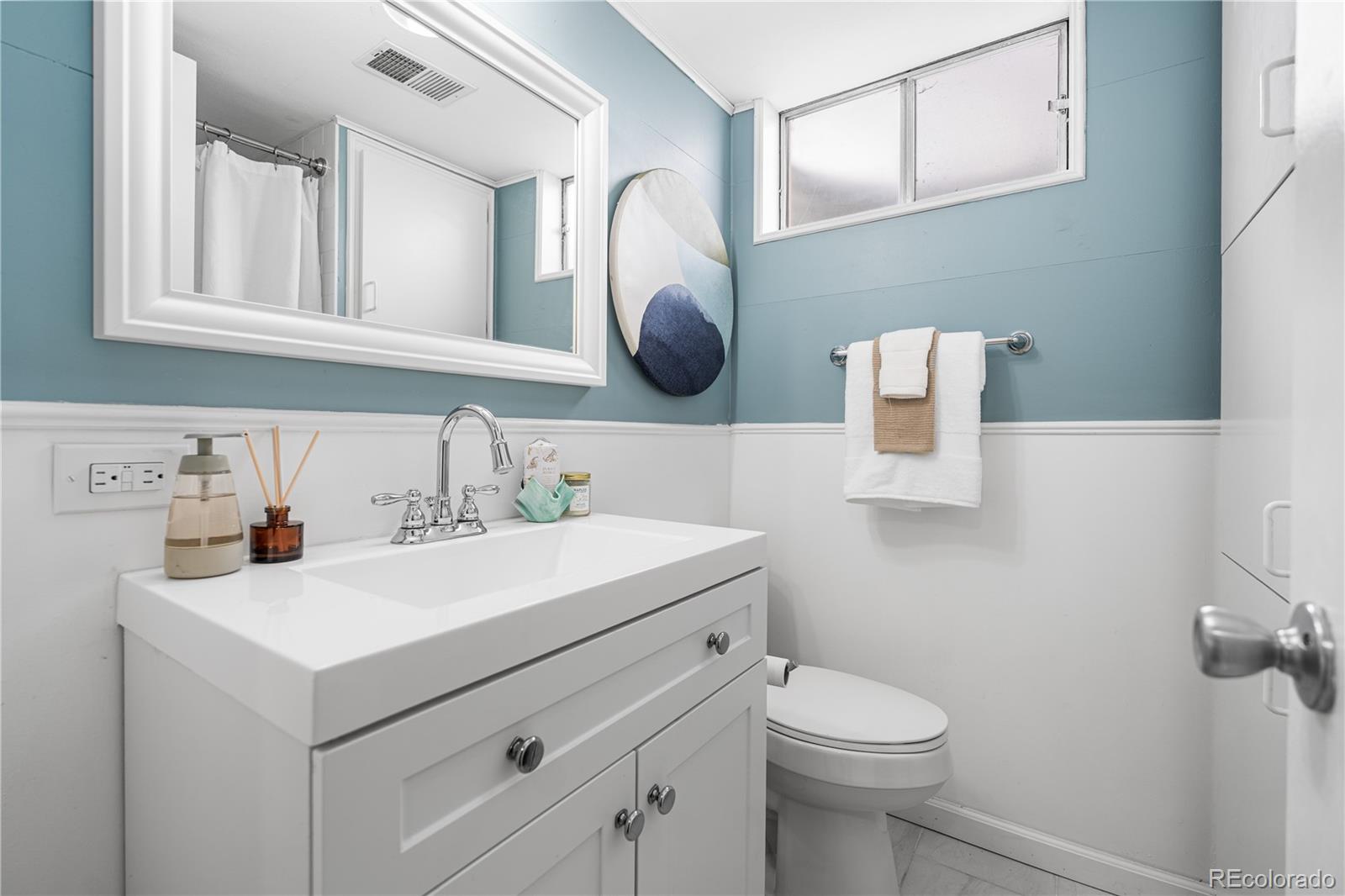 MLS Image #39 for 1841 s forest street,denver, Colorado