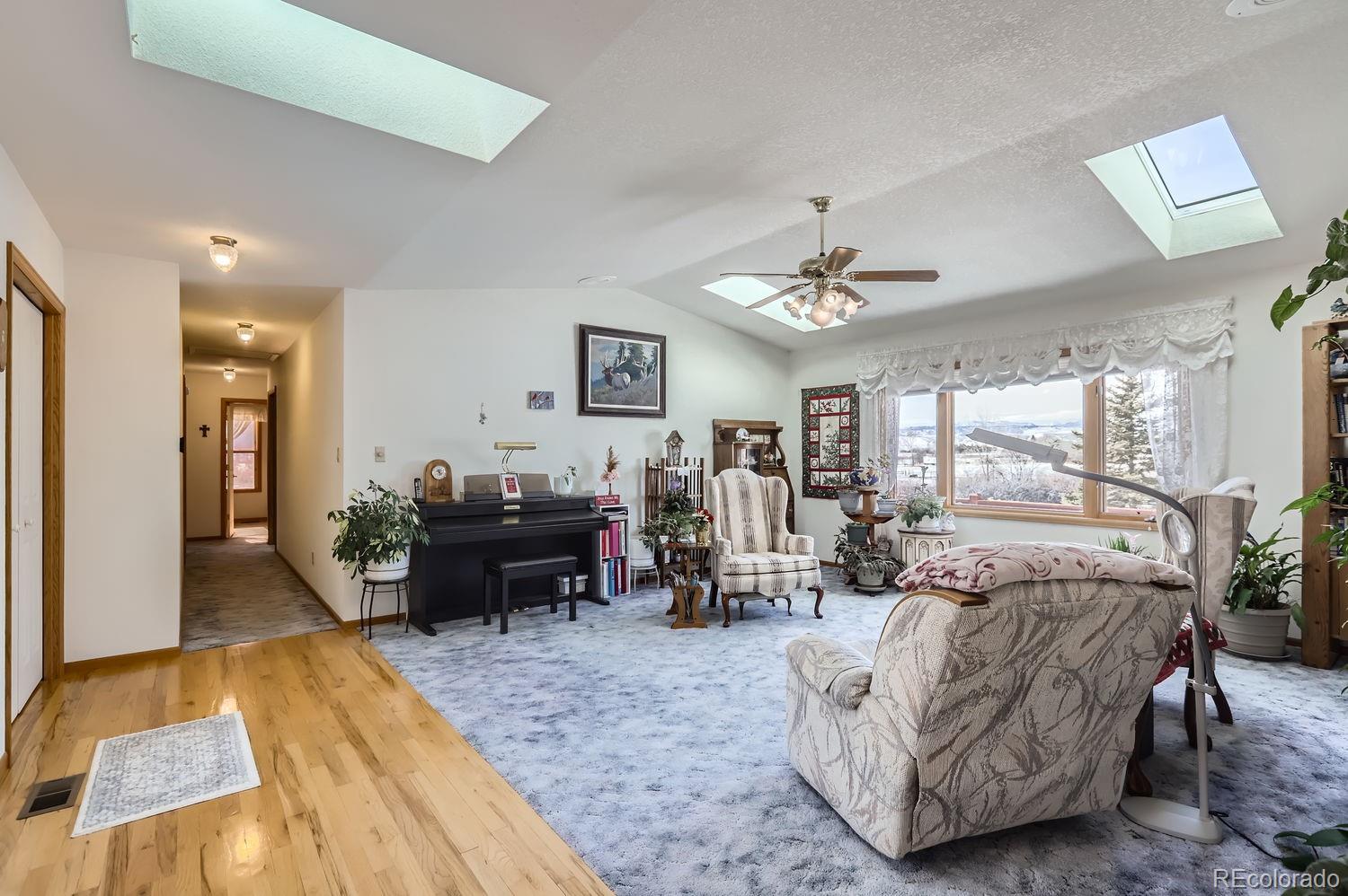 MLS Image #11 for 1901  blue mountain avenue,berthoud, Colorado