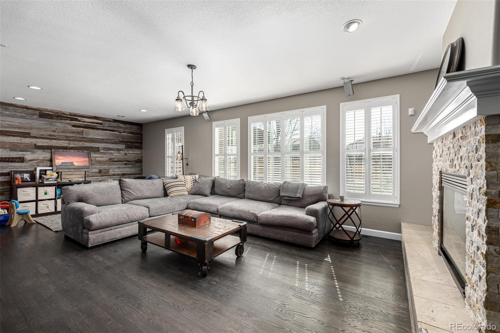MLS Image #3 for 16658 e 106th drive,commerce city, Colorado