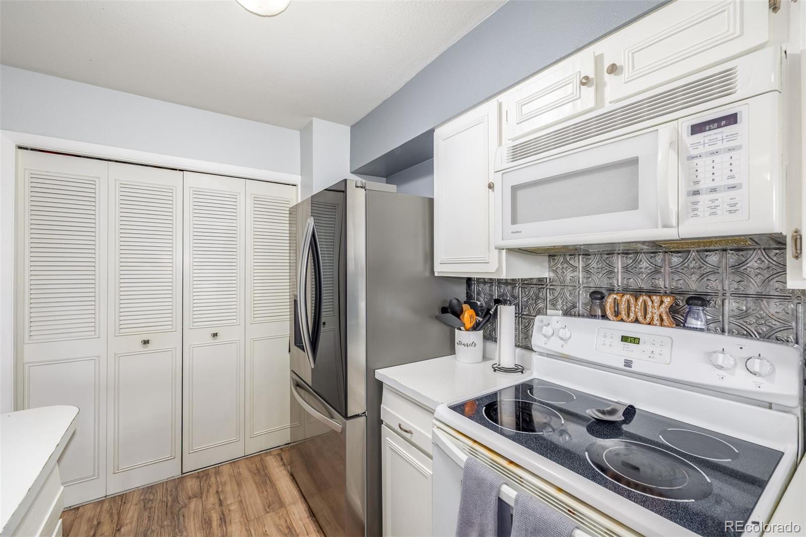 MLS Image #11 for 11455 w 17th place,lakewood, Colorado